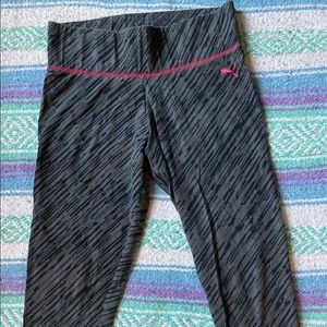 Puma yoga capri pants